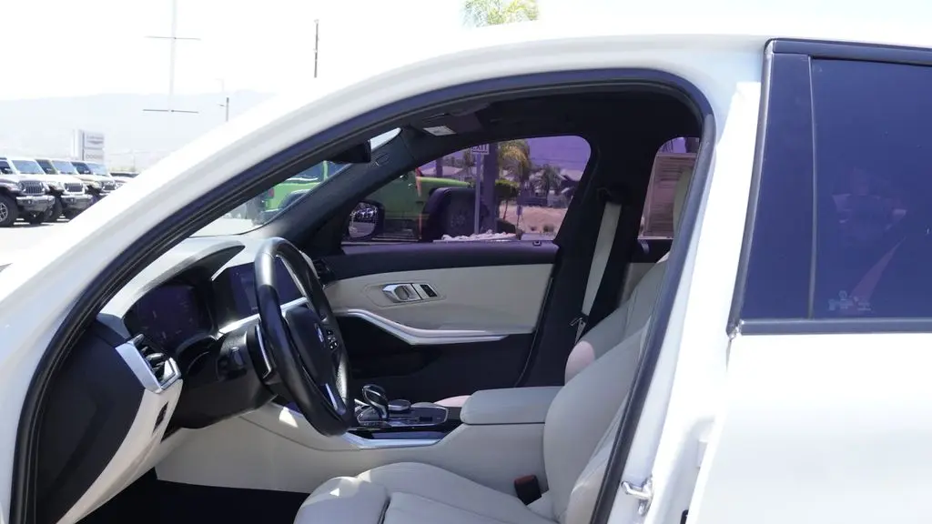 2019 BMW 3 Series 330i