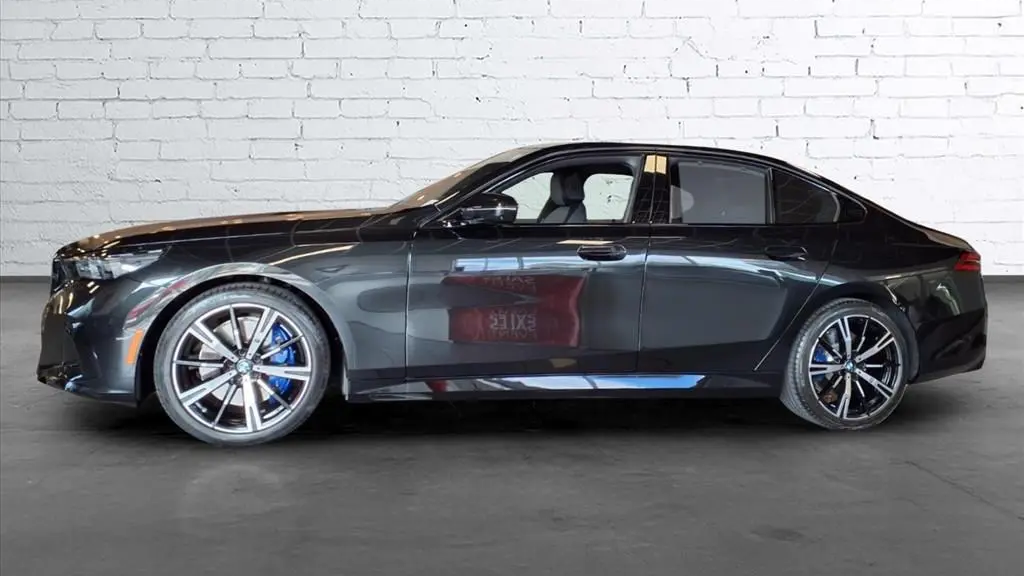 2024 BMW 5 Series 540i xDrive