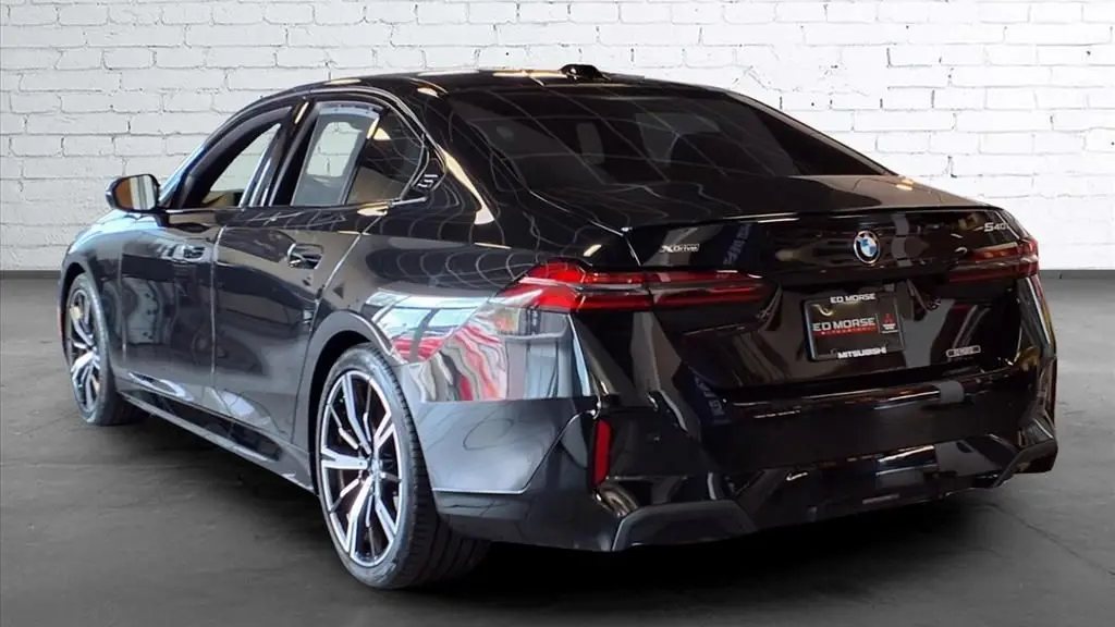 2024 BMW 5 Series 540i xDrive
