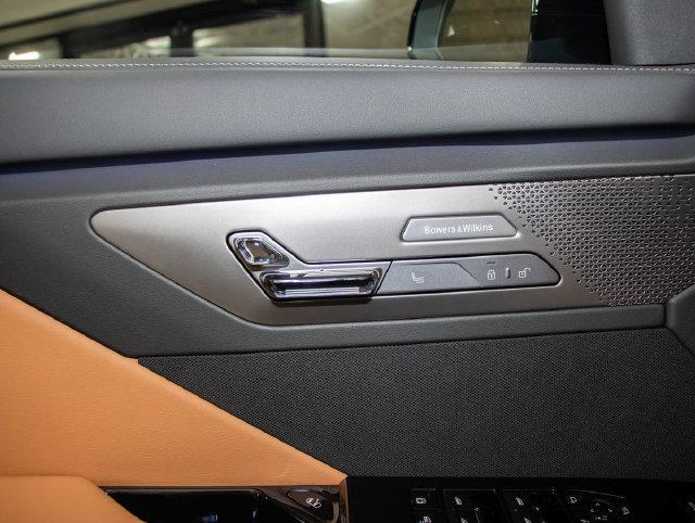 2027 BMW 740 - $111,799