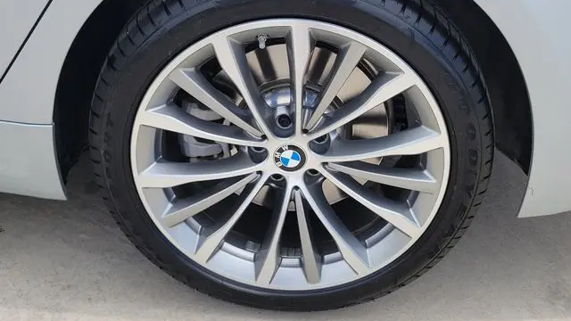 2021 BMW 5 Series 540i xDrive