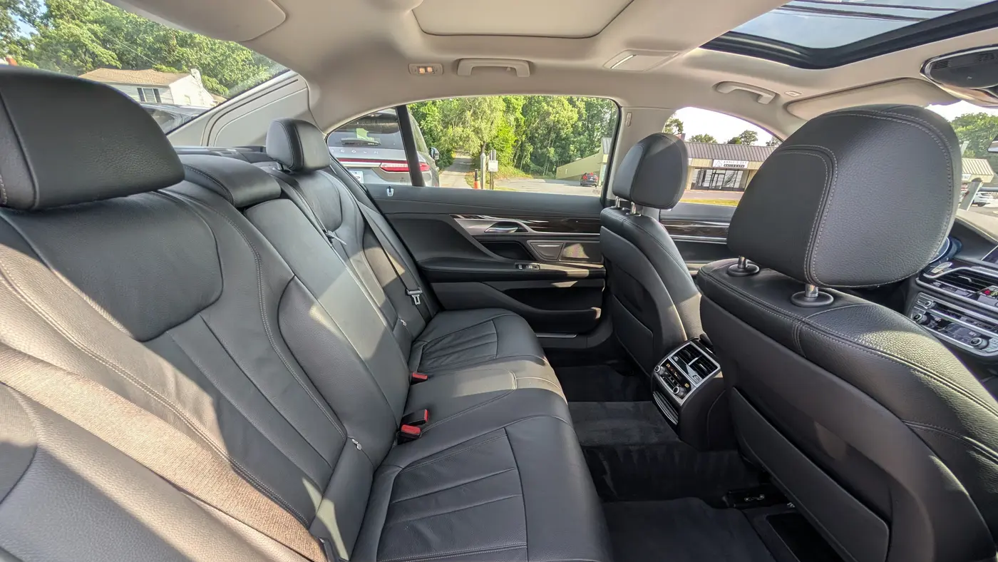 2019 BMW 7 Series 740i xDrive