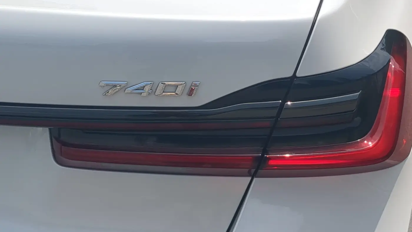2022 BMW 7 Series 740i