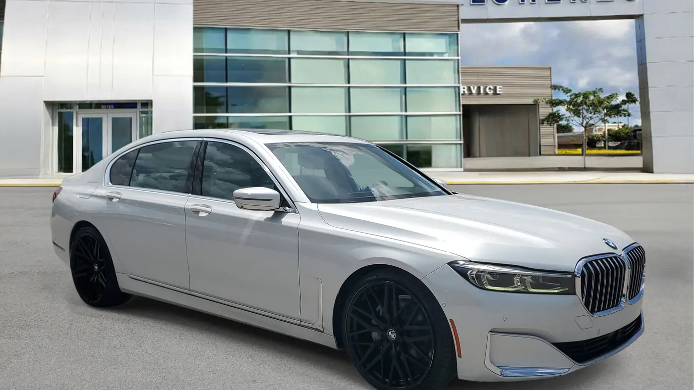 2022 BMW 7 Series 740i