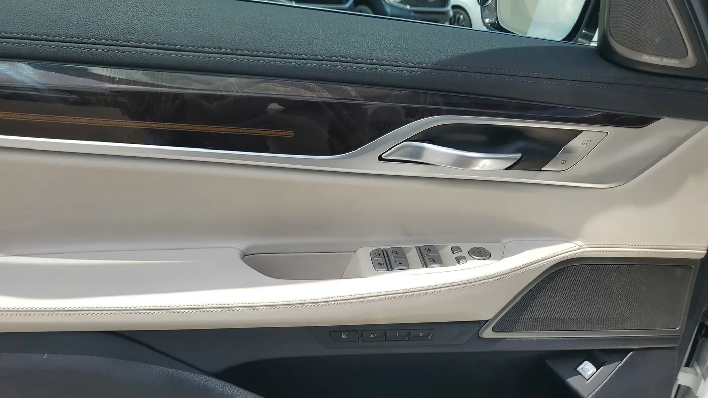2022 BMW 7 Series 740i