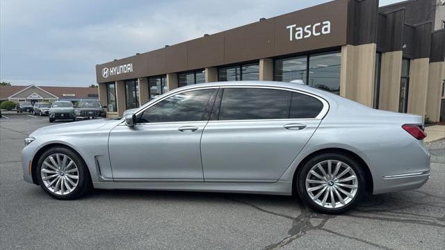 2020 BMW 7 Series 740i