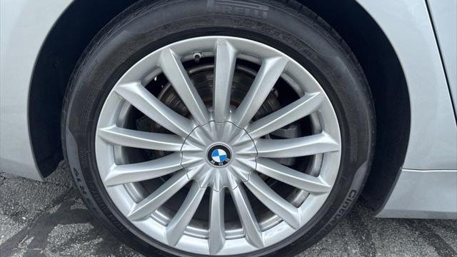 2020 BMW 7 Series 740i