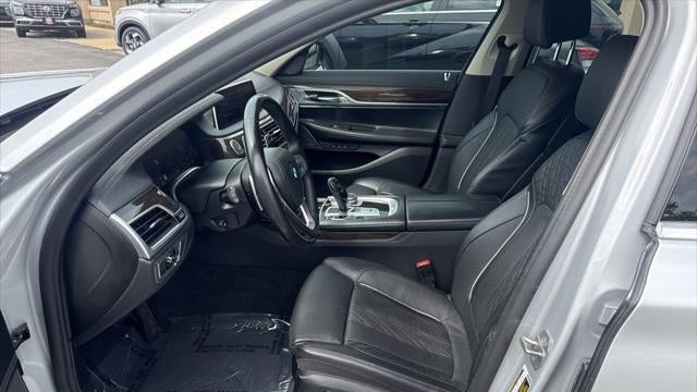 2020 BMW 7 Series 740i