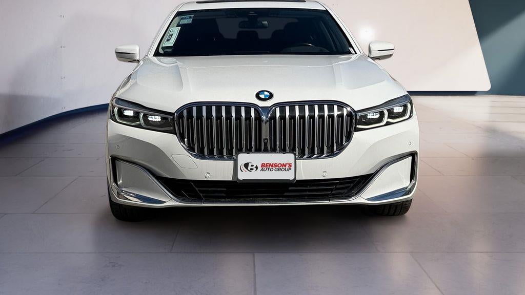2022 BMW 7 Series 740i