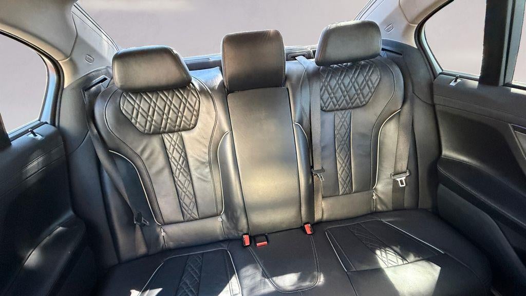 2022 BMW 7 Series 740i