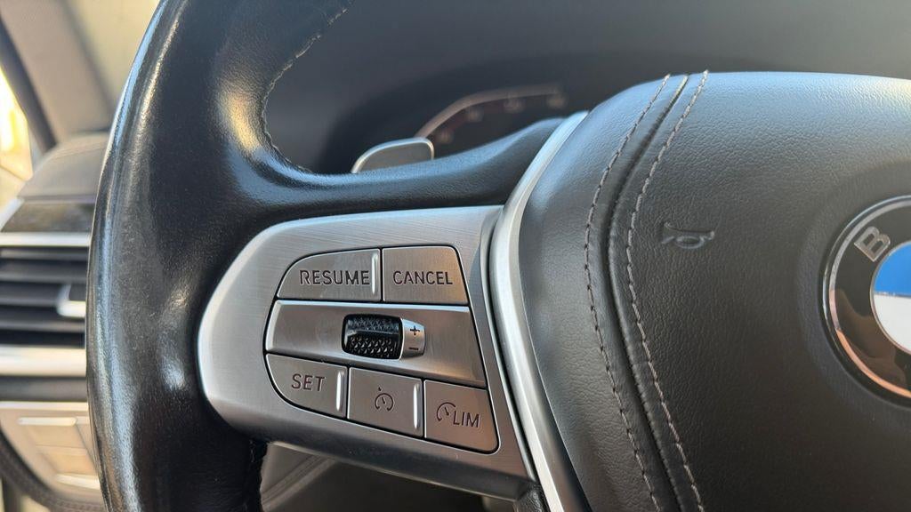 2022 BMW 7 Series 740i