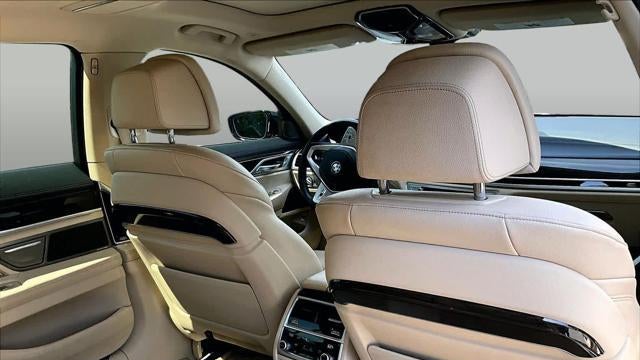 2020 BMW 7 Series 740i