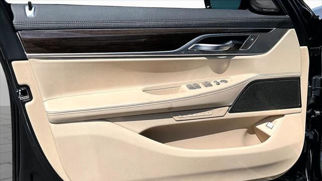2020 BMW 7 Series 740i
