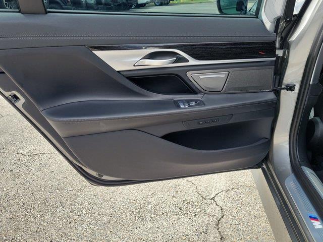 2022 BMW 740li - $51,645