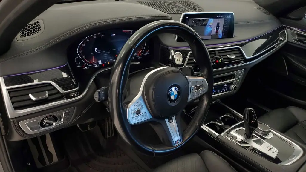 2022 BMW 7 Series 740i xDrive