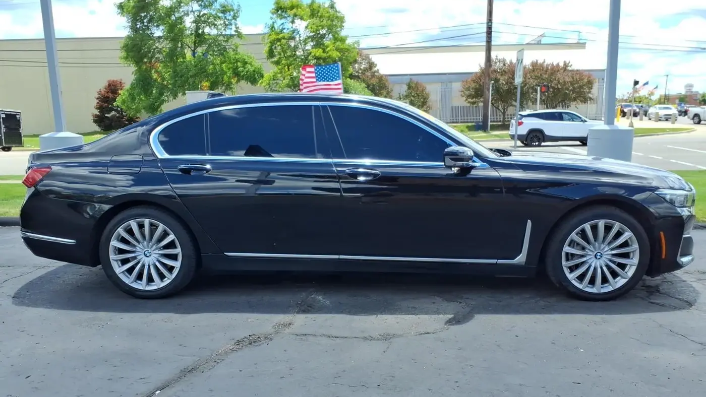 2022 BMW 7 Series 740i xDrive