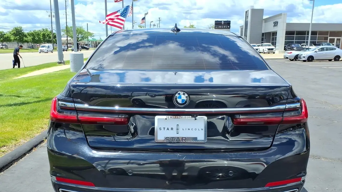 2022 BMW 7 Series 740i xDrive