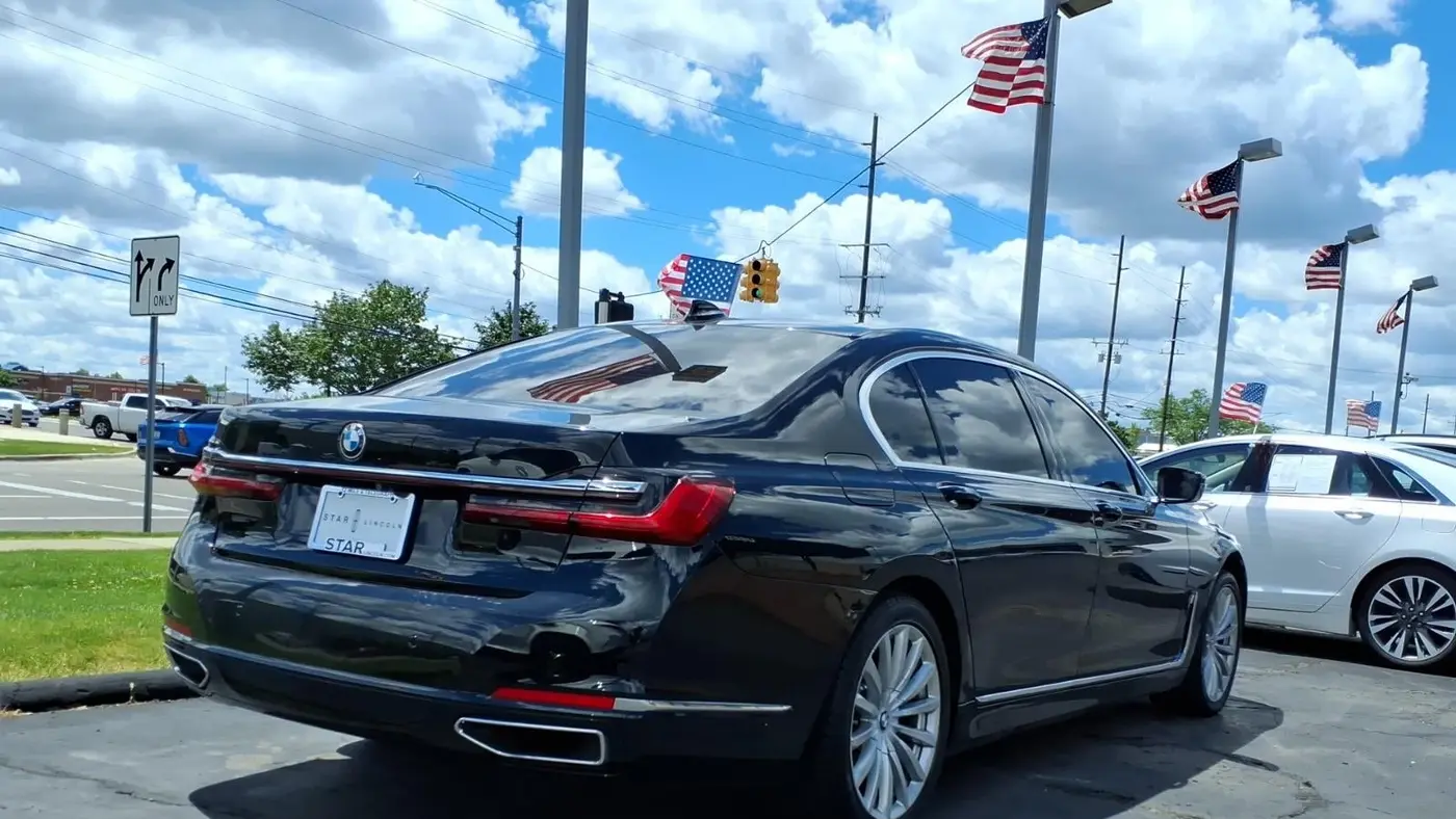 2022 BMW 7 Series 740i xDrive