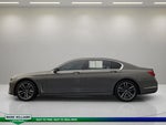 2022 7 Series Thumbnail 7