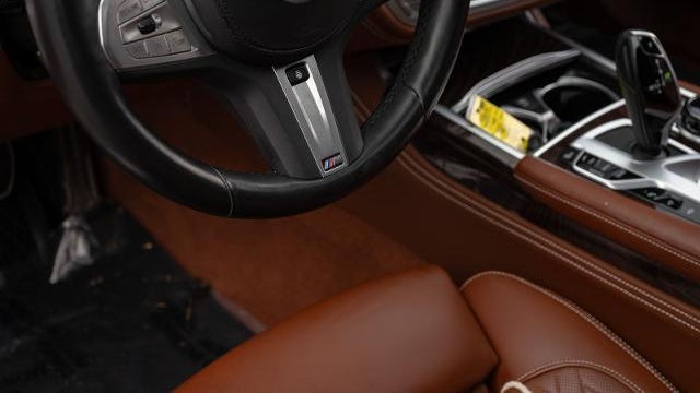 2022 BMW 7 Series 750i xDrive
