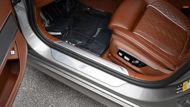 2022 BMW 7 Series 750i xDrive