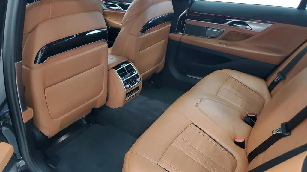 2021 BMW 7 Series 750i xDrive