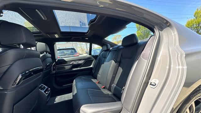 2022 BMW 7 Series 750i xDrive