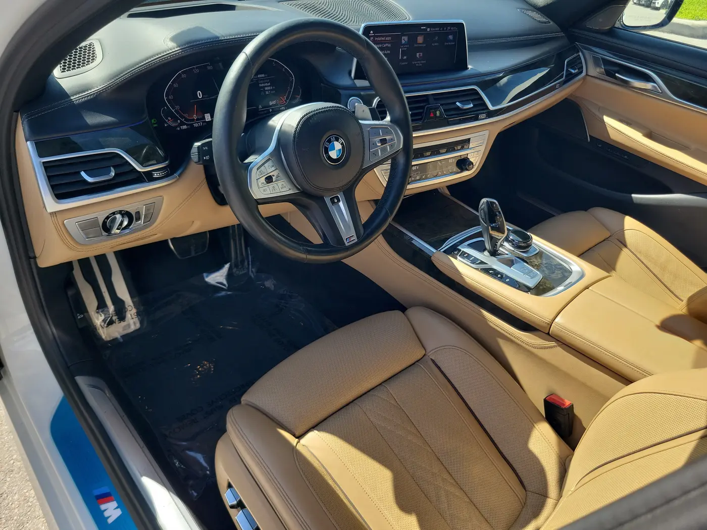 2021 BMW 750i - $40,680
