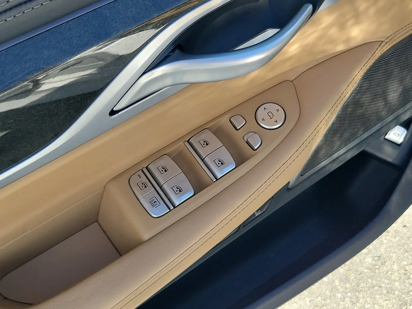 2021 BMW 750i - $40,680