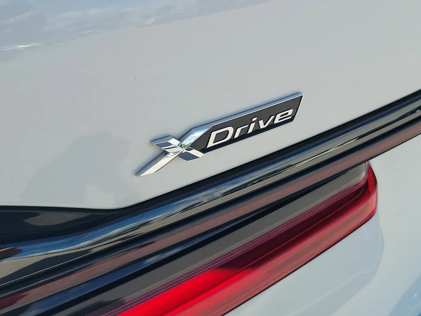 2021 BMW 750i - $40,680
