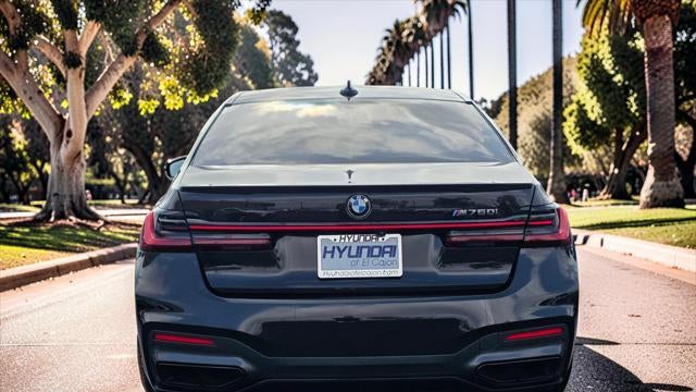 2021 BMW 7 Series M760i xDrive