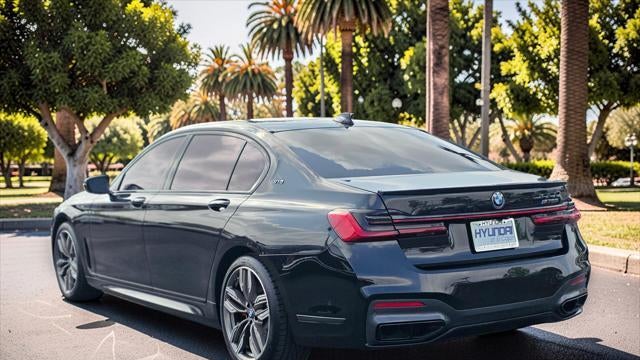 2021 BMW 7 Series M760i xDrive