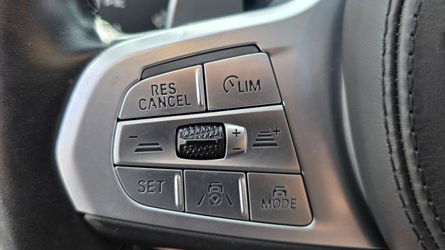 2021 BMW 7 Series M760i xDrive