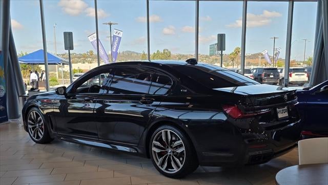 2021 BMW 7 Series M760i xDrive