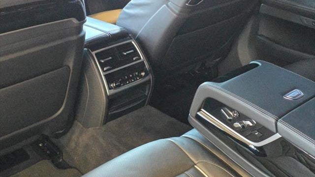 2021 BMW 7 Series M760i xDrive
