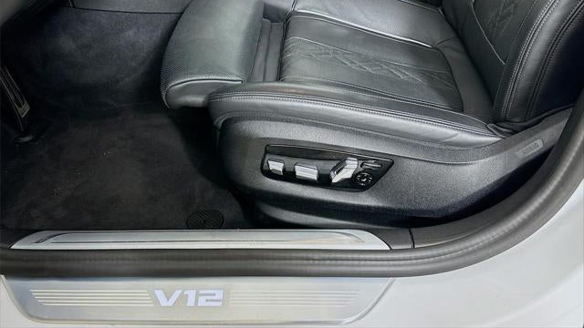 2022 BMW 7 Series M760i xDrive