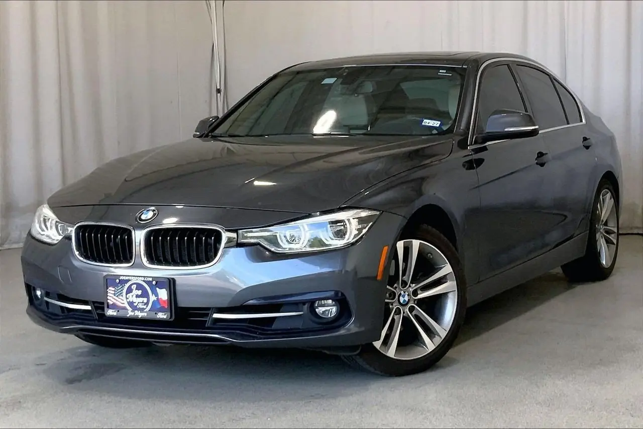 2018 BMW 330i - $17,636