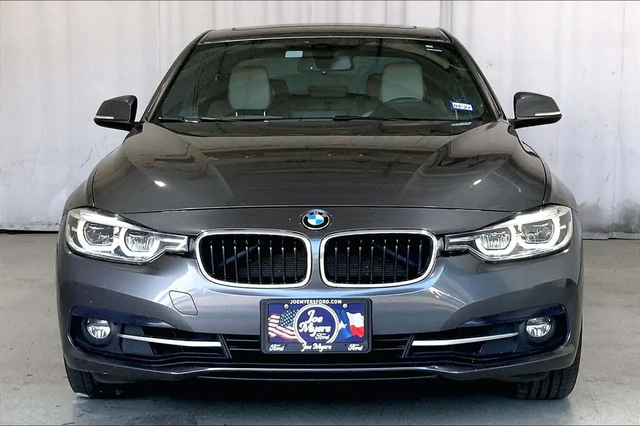 2018 BMW 330i - $17,636