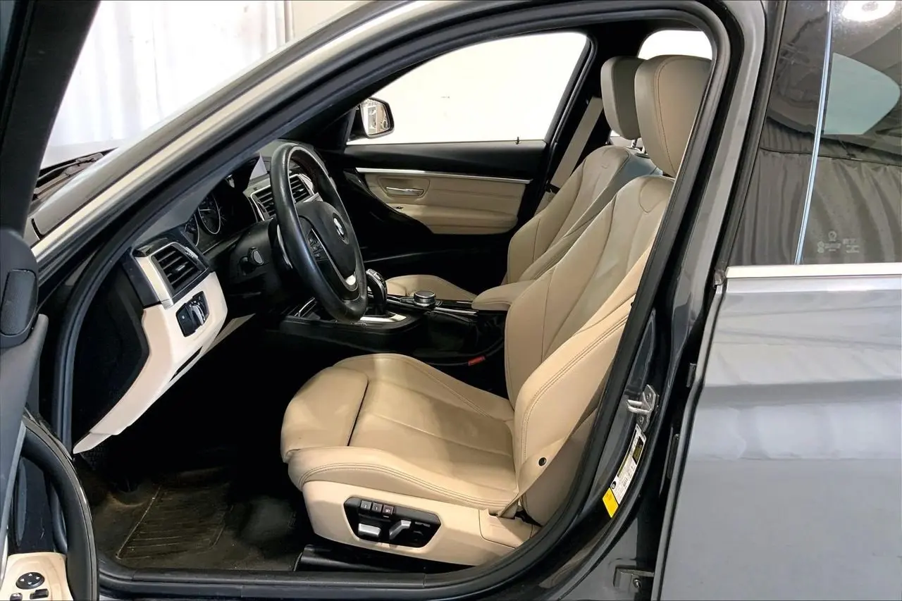 2018 BMW 330i - $17,636