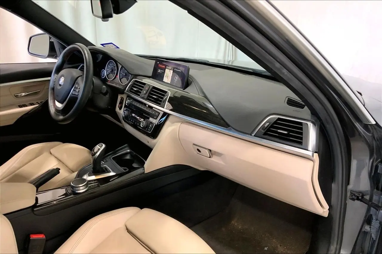 2018 BMW 330i - $17,636