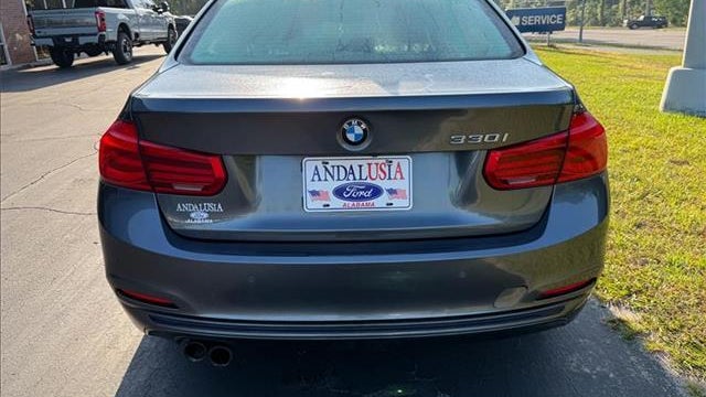 2017 BMW 3 Series 330i