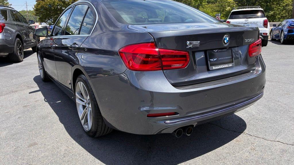 2018 BMW 3 Series 330i xDrive