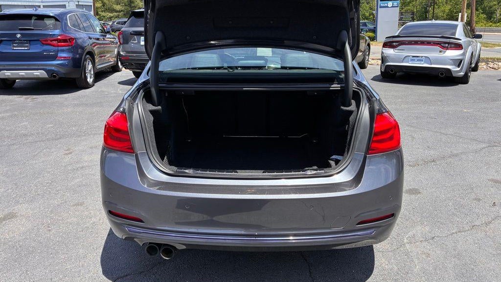 2018 BMW 3 Series 330i xDrive