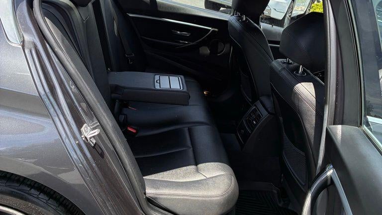 2018 BMW 3 Series 330i xDrive