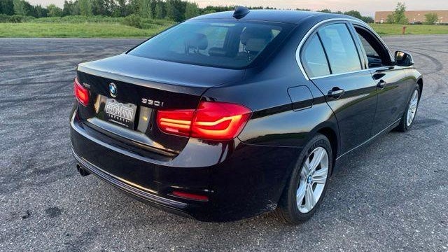 2017 BMW 3 Series 330i xDrive
