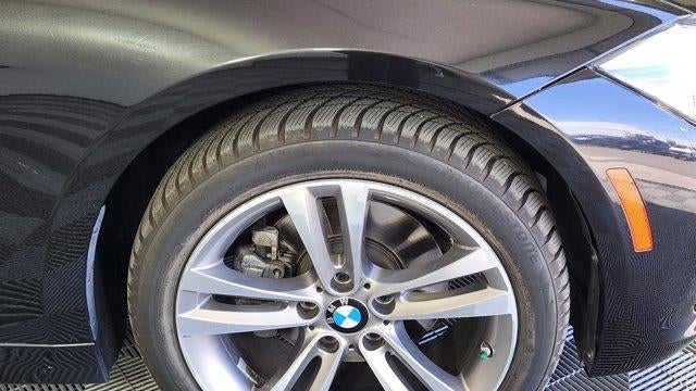 2018 BMW 3 Series 330i xDrive