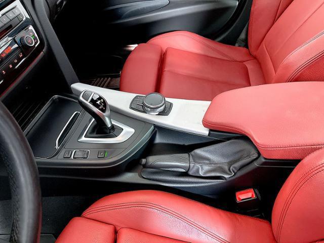 2018 BMW 330i - $19,943