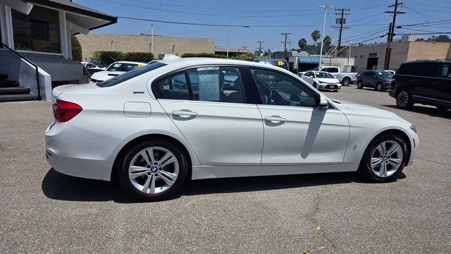 2017 BMW 3 Series 330e iPerformance