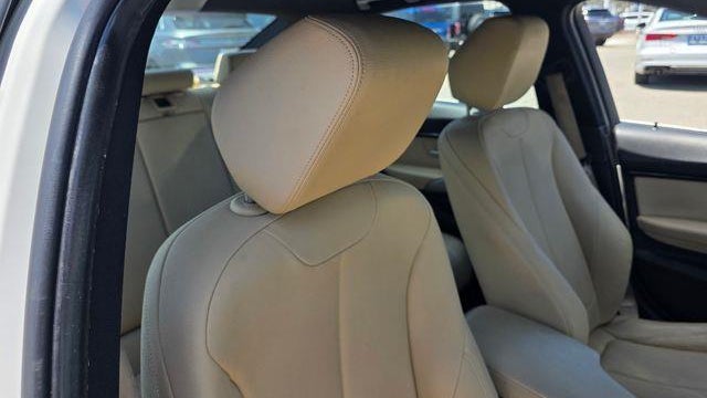 2017 BMW 3 Series 330e iPerformance