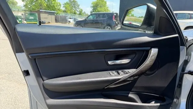 2018 BMW 3 Series 320i xDrive